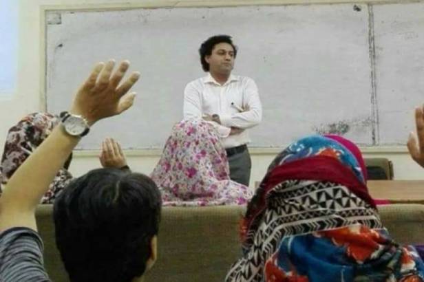 news-1495200771-8216