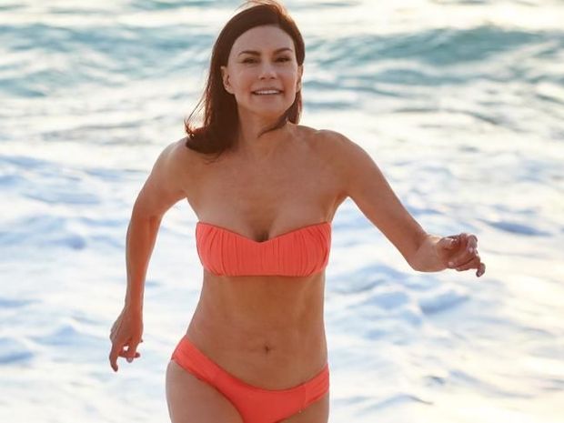 nl_carolyn_4-izj1g4ud1y5jm0ug9o2_fct650x487x80.0_ct620x465