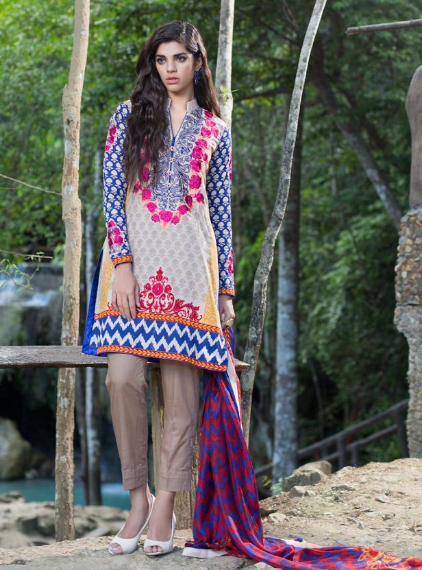 zainab-chottani-sanam-saeed-2015-2